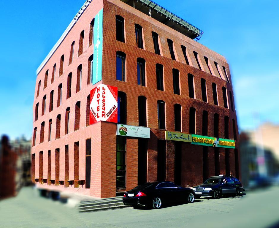 Hotel Tourist Тбилиси Экстерьер фото