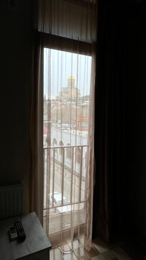 Hotel Tourist Тбилиси Экстерьер фото