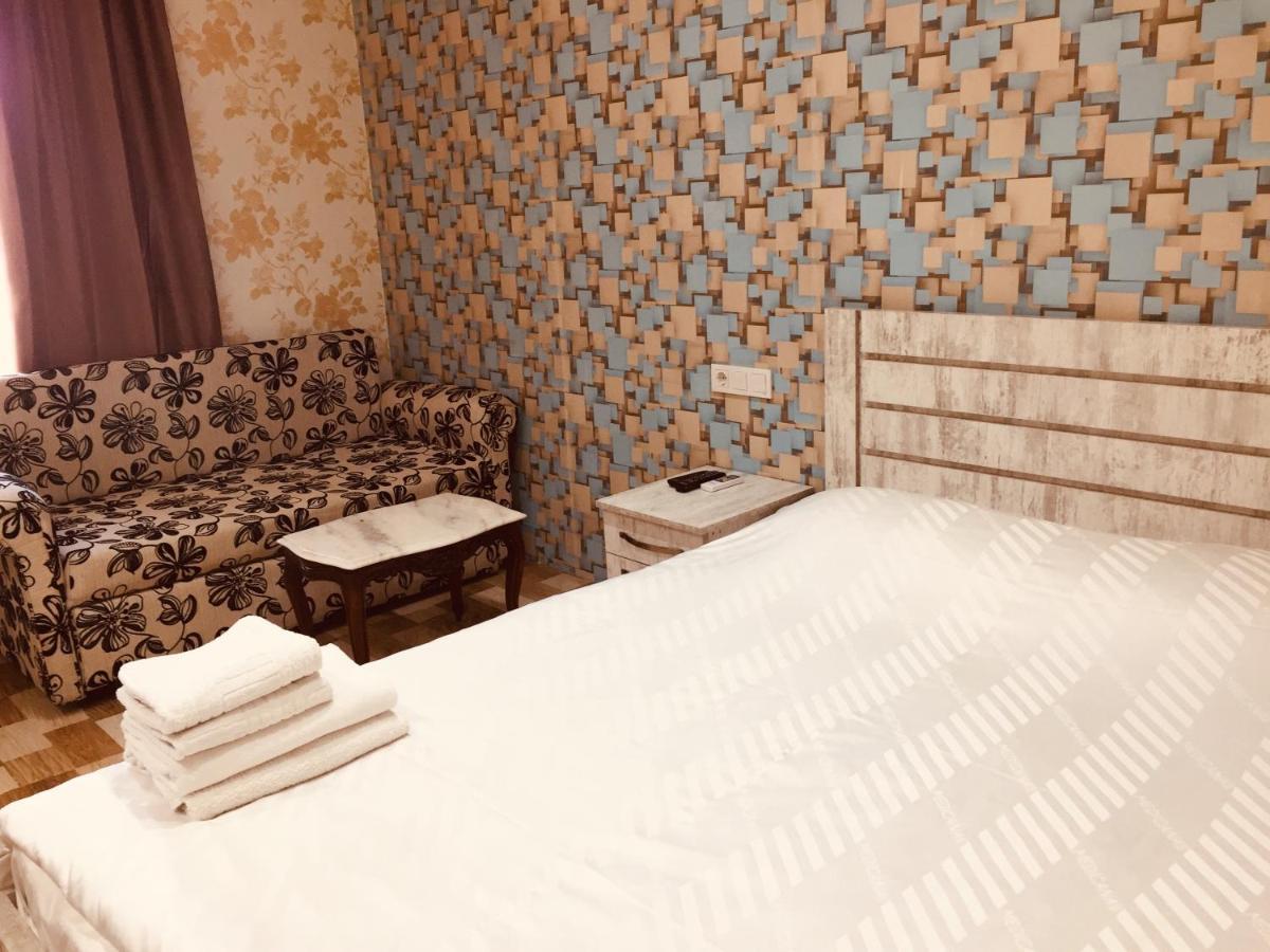 Hotel Tourist Тбилиси Экстерьер фото